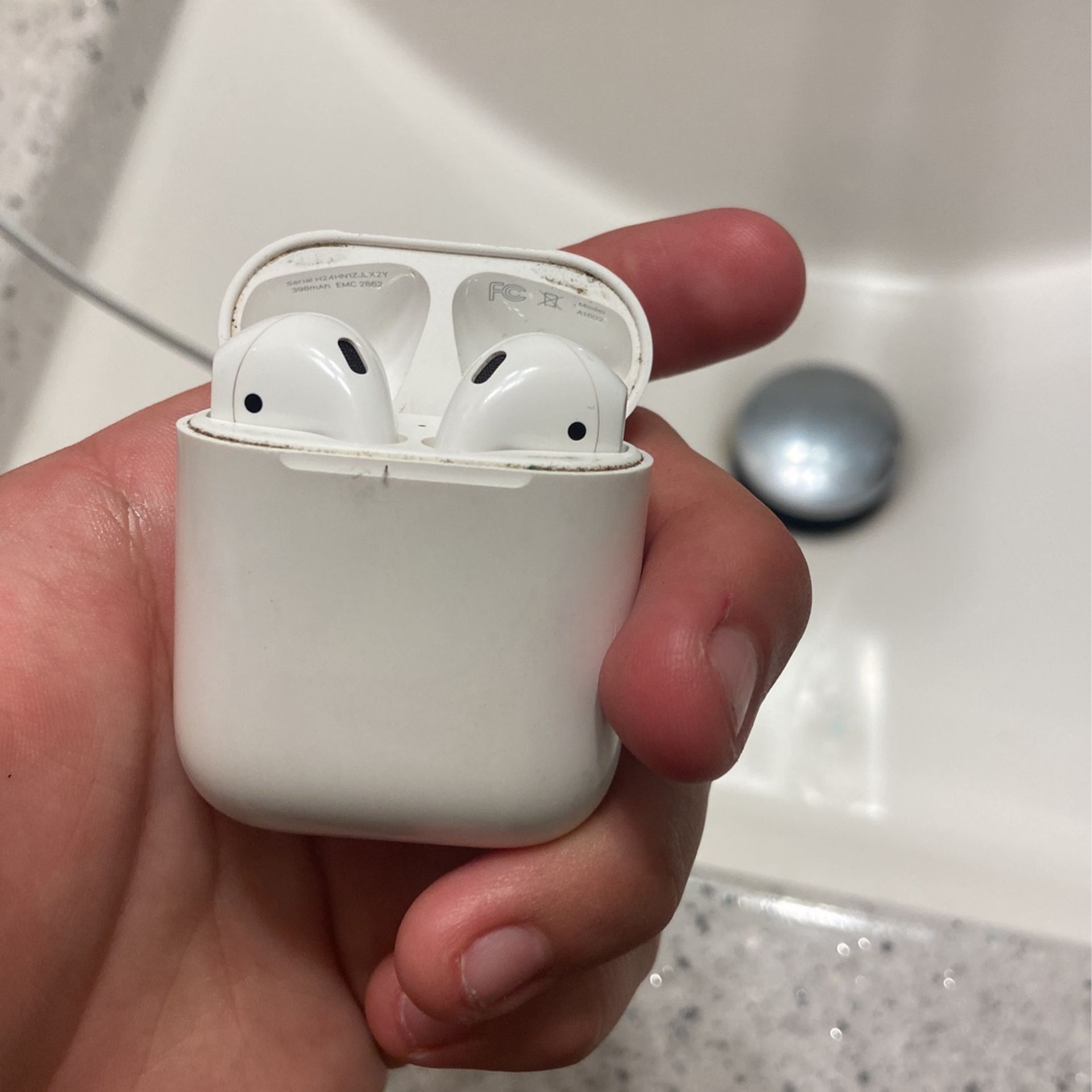 AirPods 2nd Generation 