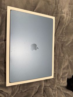 Apple MacBook Air M4 16 GB RAM / 256 SSD