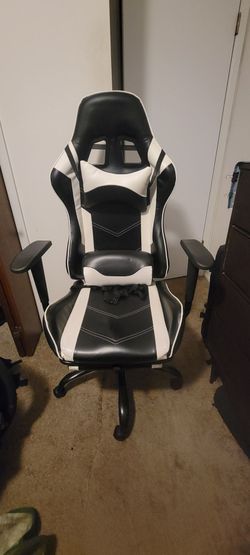 Gaming chair