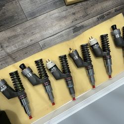 CAT C15 Injectors   