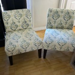 Set Of 2 Chairs 