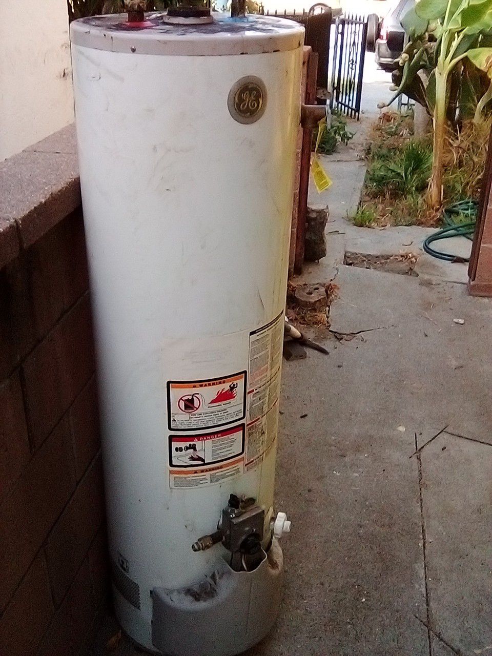 Water heater used works $40