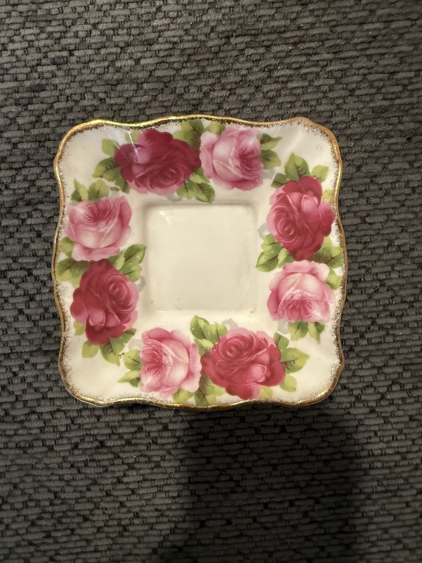 Old English rose Royal Albert vintage square dish- 5 inches