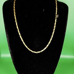 24 Karat Gold Fish Chain