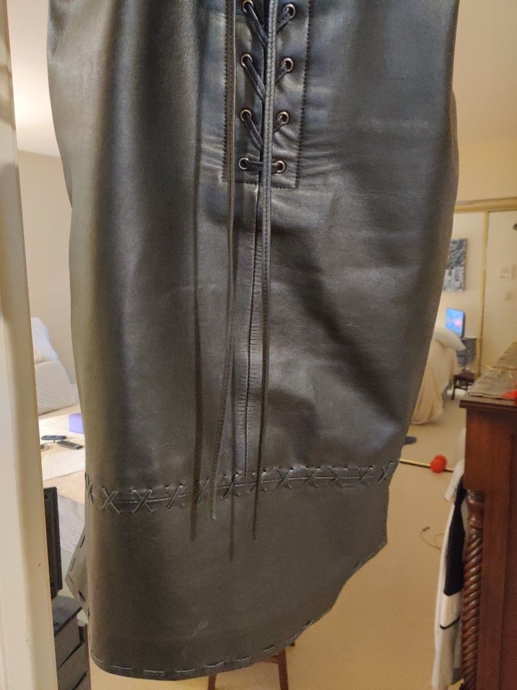 Oscar De La Renta Skirt Size