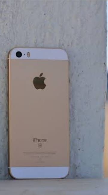 iPhone SE Unlocked With Warranty 