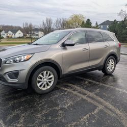 2016 Kia Sorento · LX AWD 99k Miles