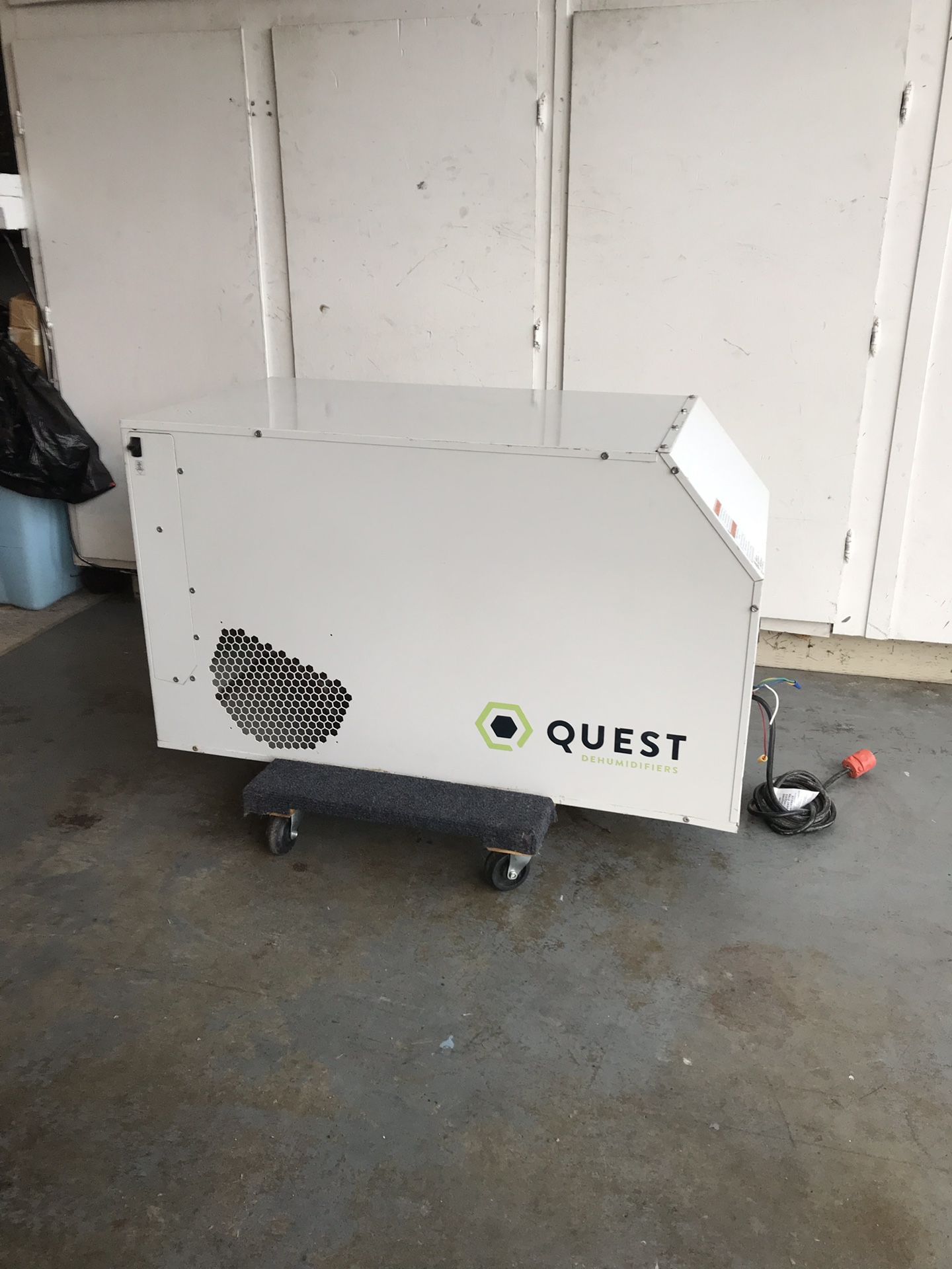 Quest Dual 215 Heavy Duty Commercial Dehumidifier for Sale in