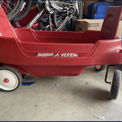 Radio Flyer Wagon 