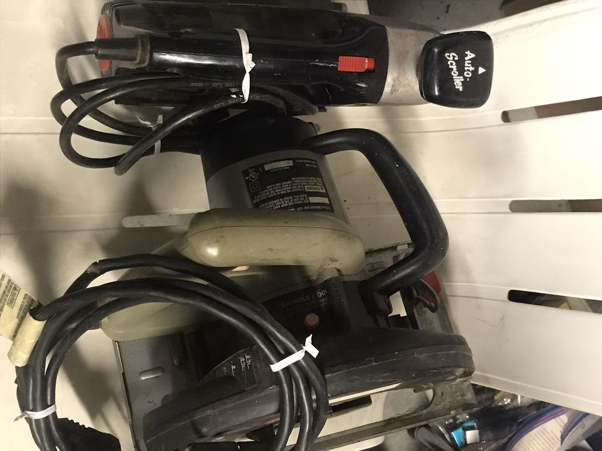 Scroll saw and circular saw