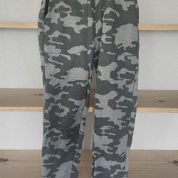 Camo Lee joggers M(10-12)