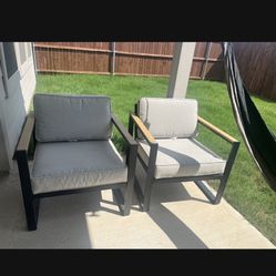 Patio furniture (outdoor)