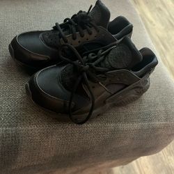 Nike Air Blk Huarache