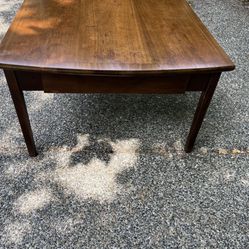 Stanley MCM Table