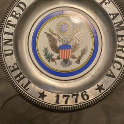 United States of America Commemoration hanging plate.