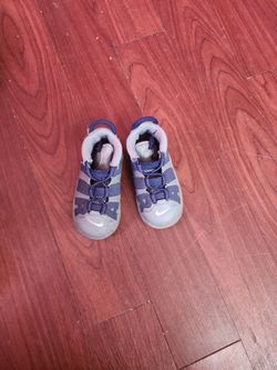 Kids Shoes Size 7c