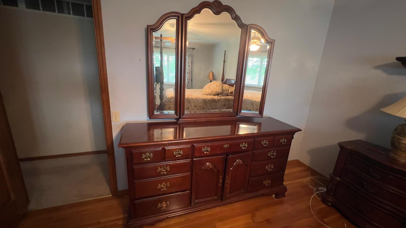 $150 Dresser - Cedar Wood Dresser