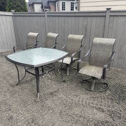 5 Pieces Outdoor Patio Dining Set with Swivel Textilene Chairs and Square glass Patio Table