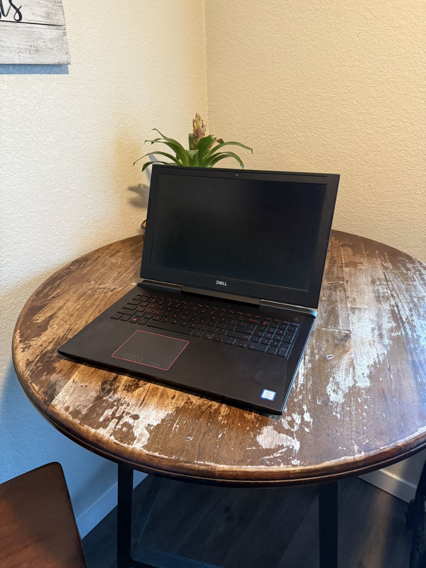 Gaming Laptop Dell G5 5587