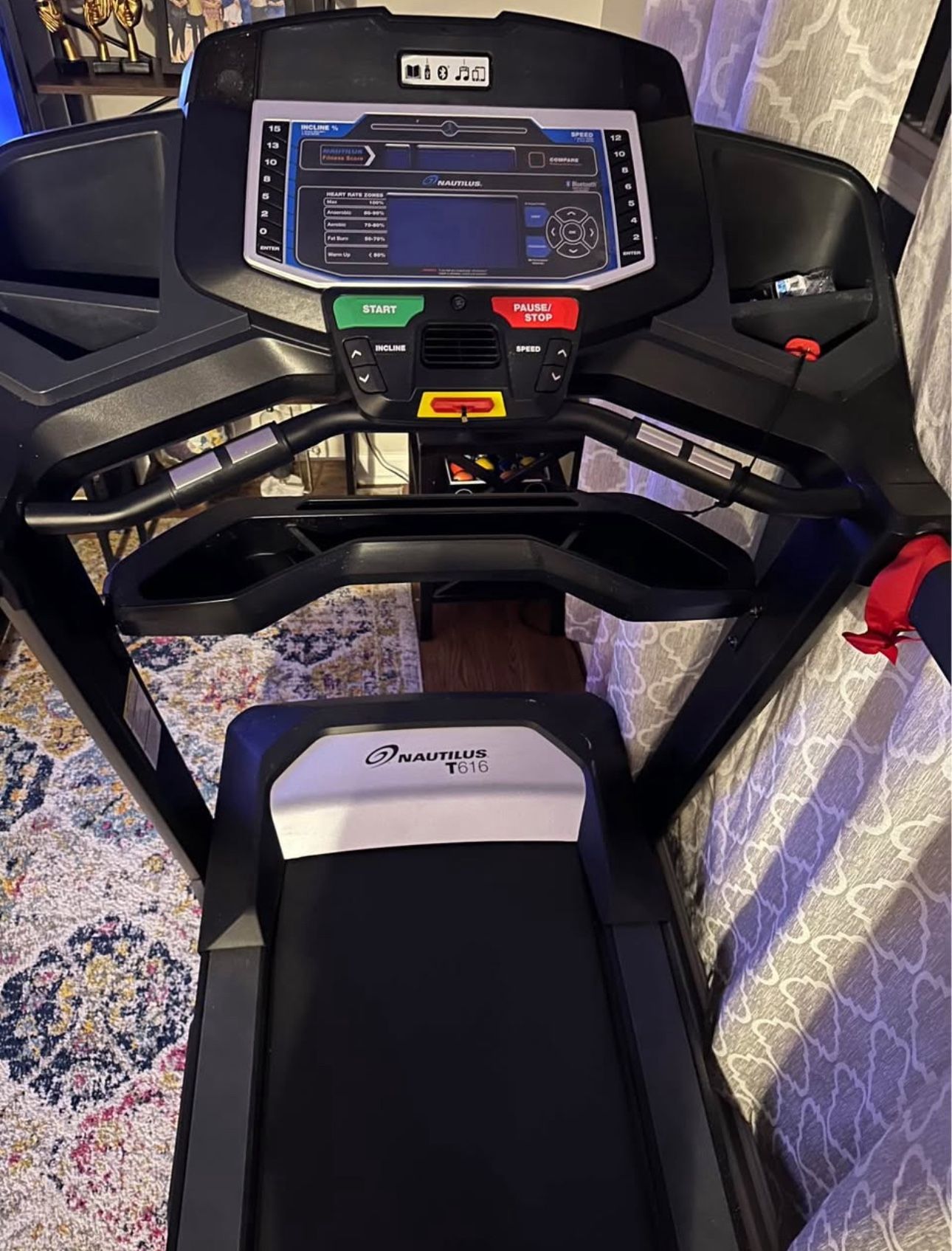 Nautilus T616 Treadmill