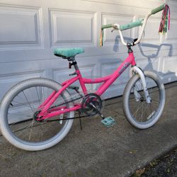 Pink Girls Bike 