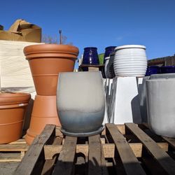 1/9/21 - Take 15% off Pottery, Plants, Planters & Pots on #BroncoDay