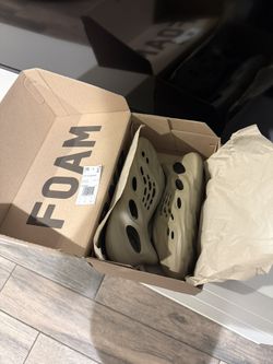 Yeezy Foam Runners
