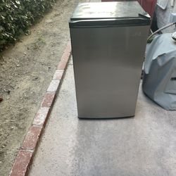 Mini Freezer Free
