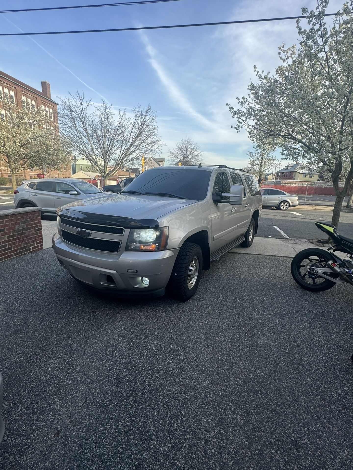 07 Chevy Suburban 2500