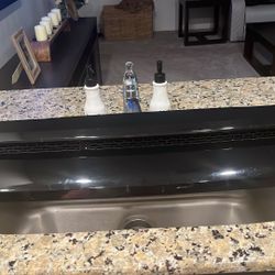 gloss black hood bulge tundra 