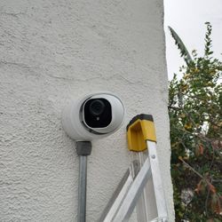 Security Cameras ⭐⭐⭐⭐⭐