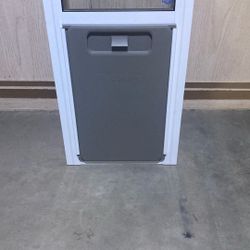 Dog Door New Medium Up To 40 Pound Dog 