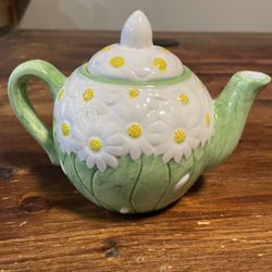 Sunflower Tea Pot