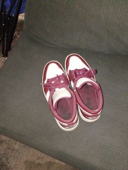 Jordan retro 1s low