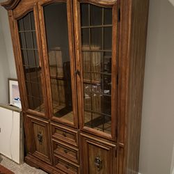 Stanley Furniture Dining Set- Traditional China Cabinet with Table, custom protector and 6 chairs