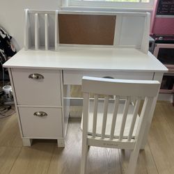 Kids Desk & Chair 