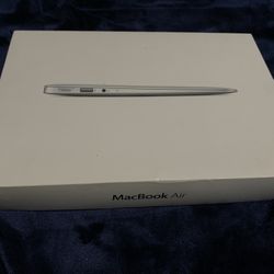 MacBook Air 2015 - Like New + Charger + Protector + Original Box - $265