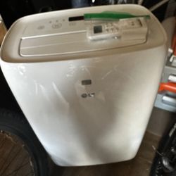 Portable Air Conditioner LG - Model LP0820SWSR