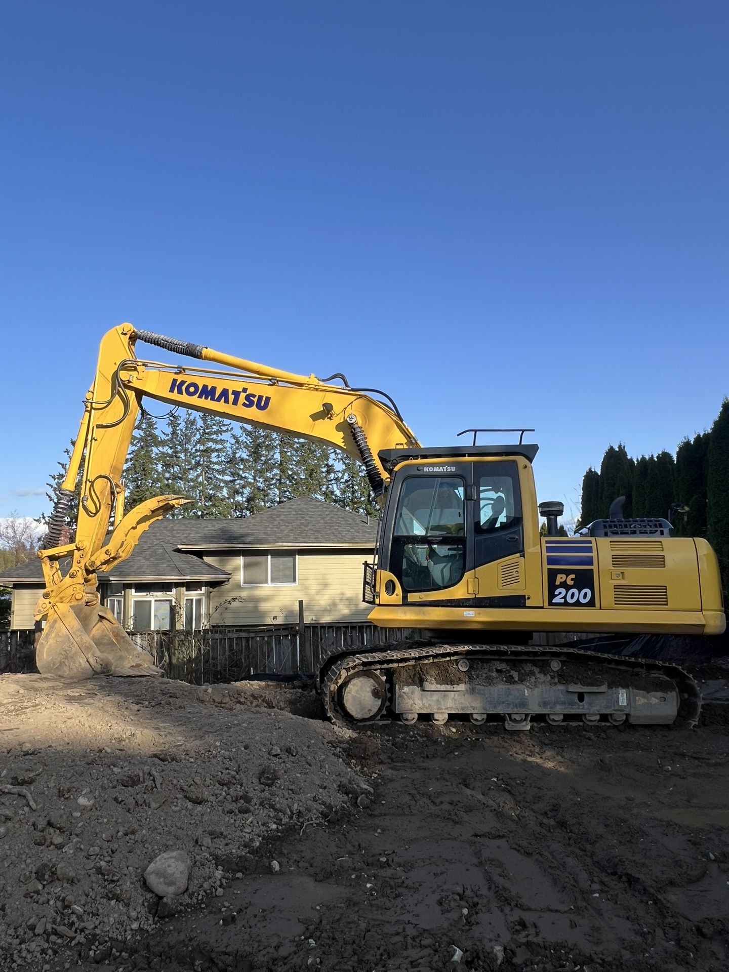 2011 Komatsu PC 200 Excavator