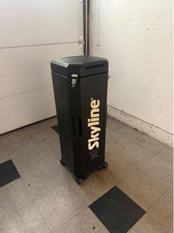 Skyline MIRAGE Transporter Case w/ Channel Bars & Lighting Kit – Trade Display