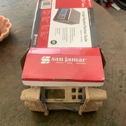 Commercial kitchen scale