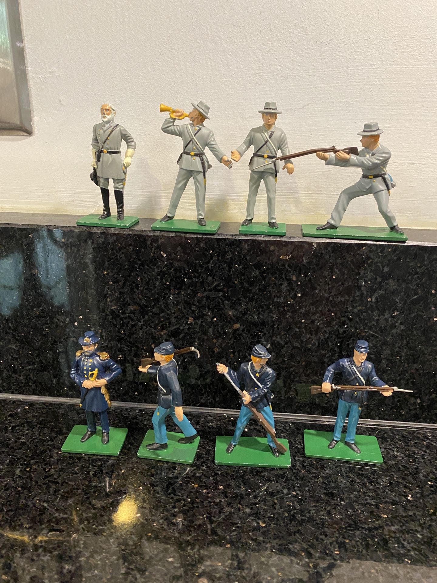 Collector Elite Command Diecast General Robert E. Lee & Ulysses S. Grant Armies