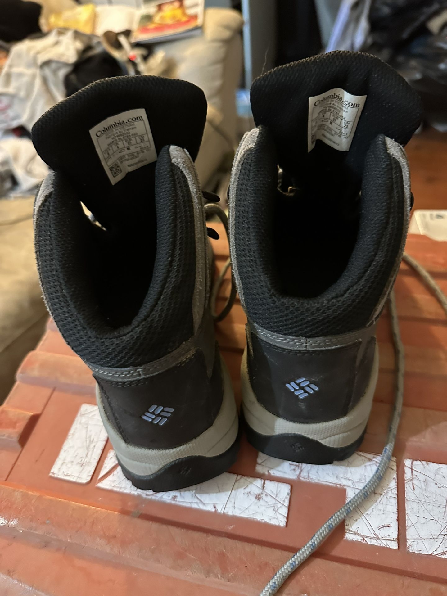 Columbia Newton Ridge Hiking Shoes