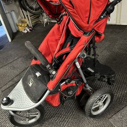 STROLLER
