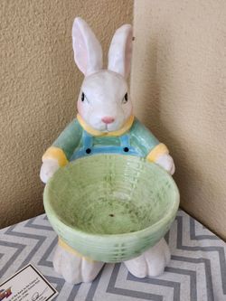 Rabbit bowl