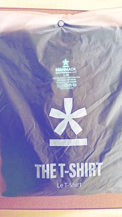 Manmade black or white t-shirts