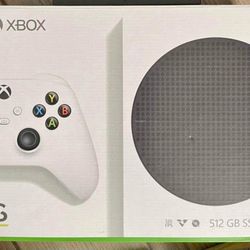 Xbox One Series S And 2 Controllers And Headset