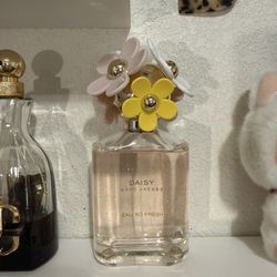 Daisy Marc Jacob’s 