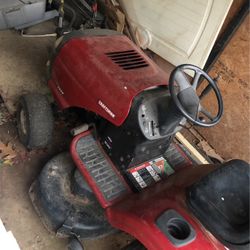 craftsman riding lawnmower