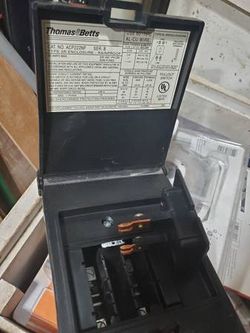 Pull Out Switch Box